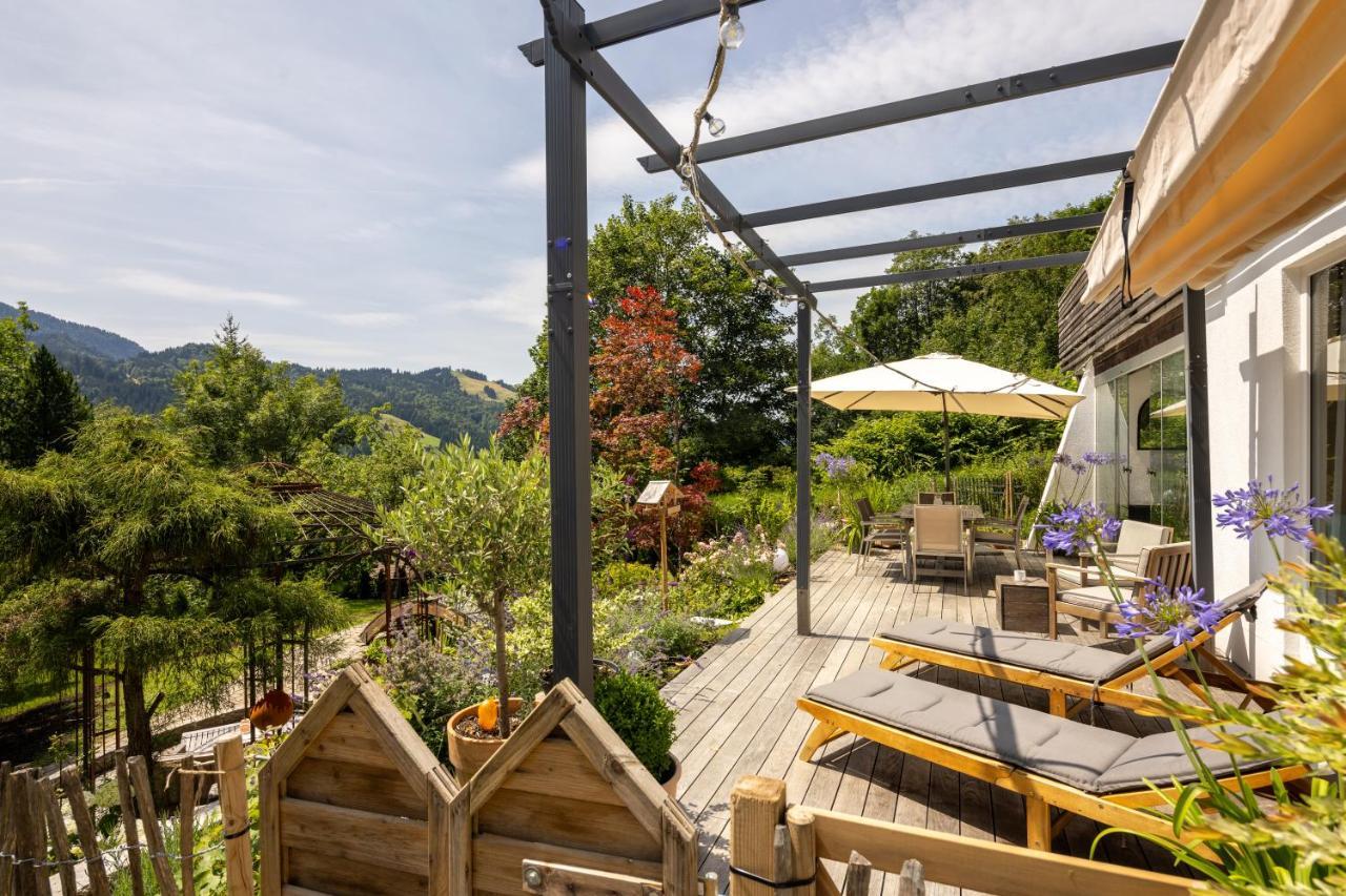 Waldlounge - Gartenwohnung Oberstaufen Bagian luar foto